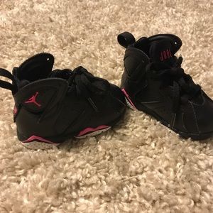 Toddler girl Jordans size 4